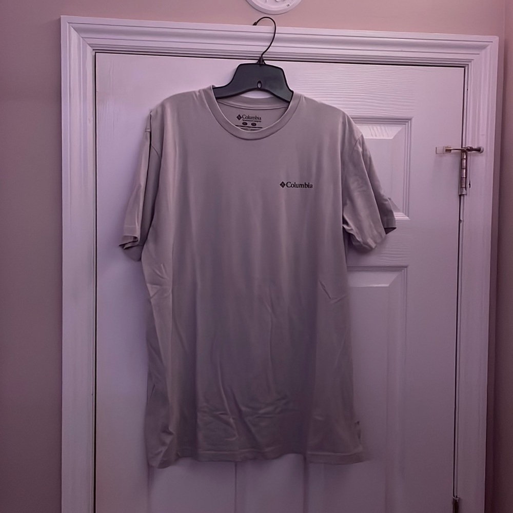 Columbia tee